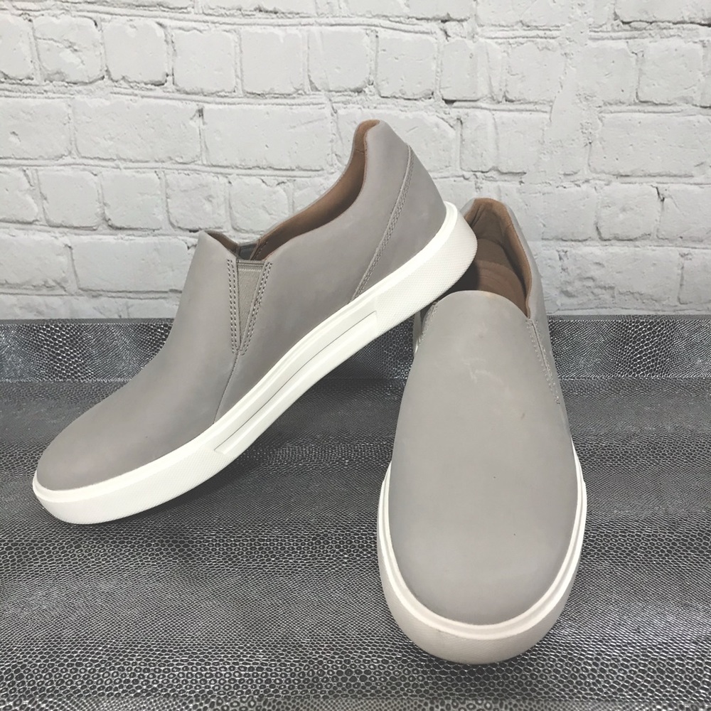 Clarks Women’s grey unstructured contoured comfort slide-on 8M